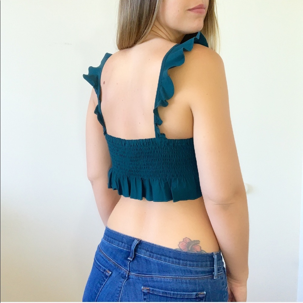 Hey Babe Ruffle Strap Crop Top - Picture 3 of 4